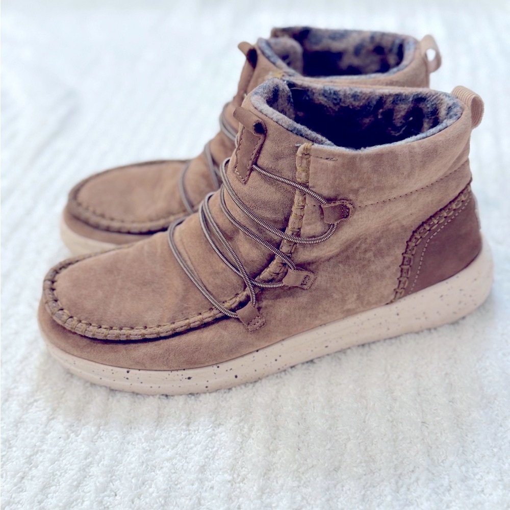 Women’s Hey Dude Lea shoe